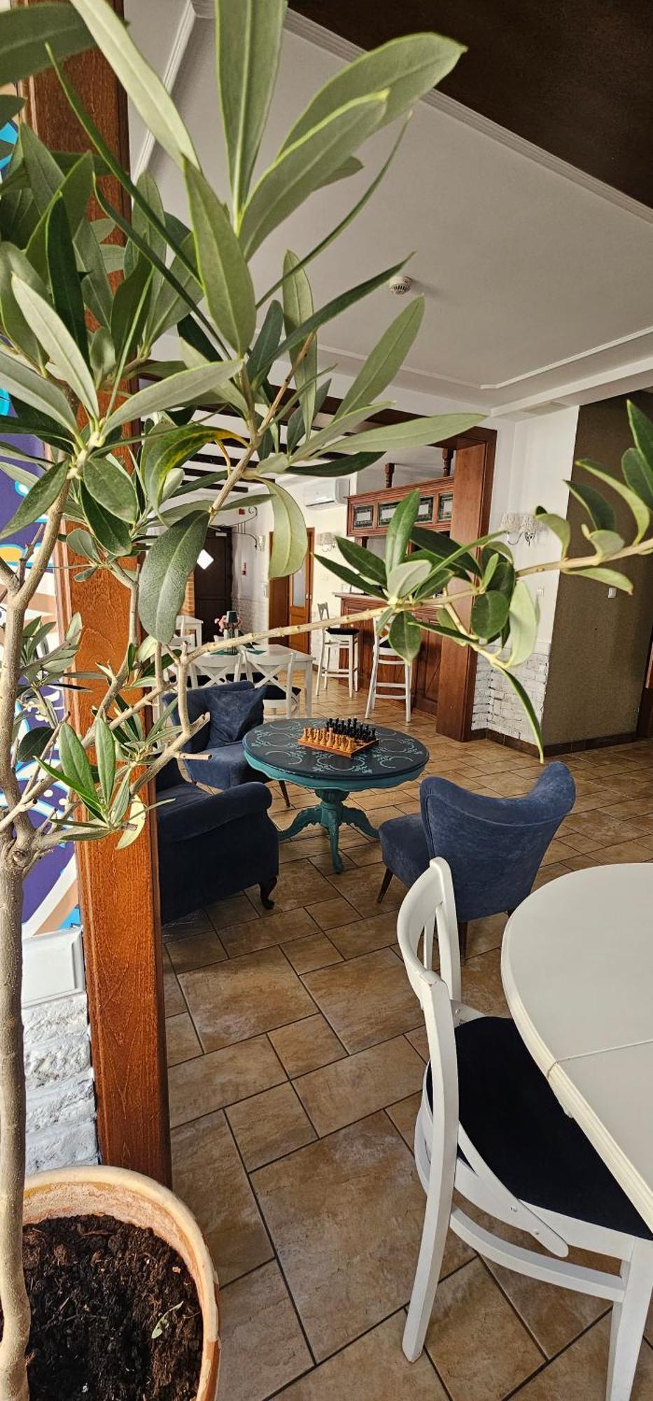 Hotel Siesta Świebodzin Buitenkant foto