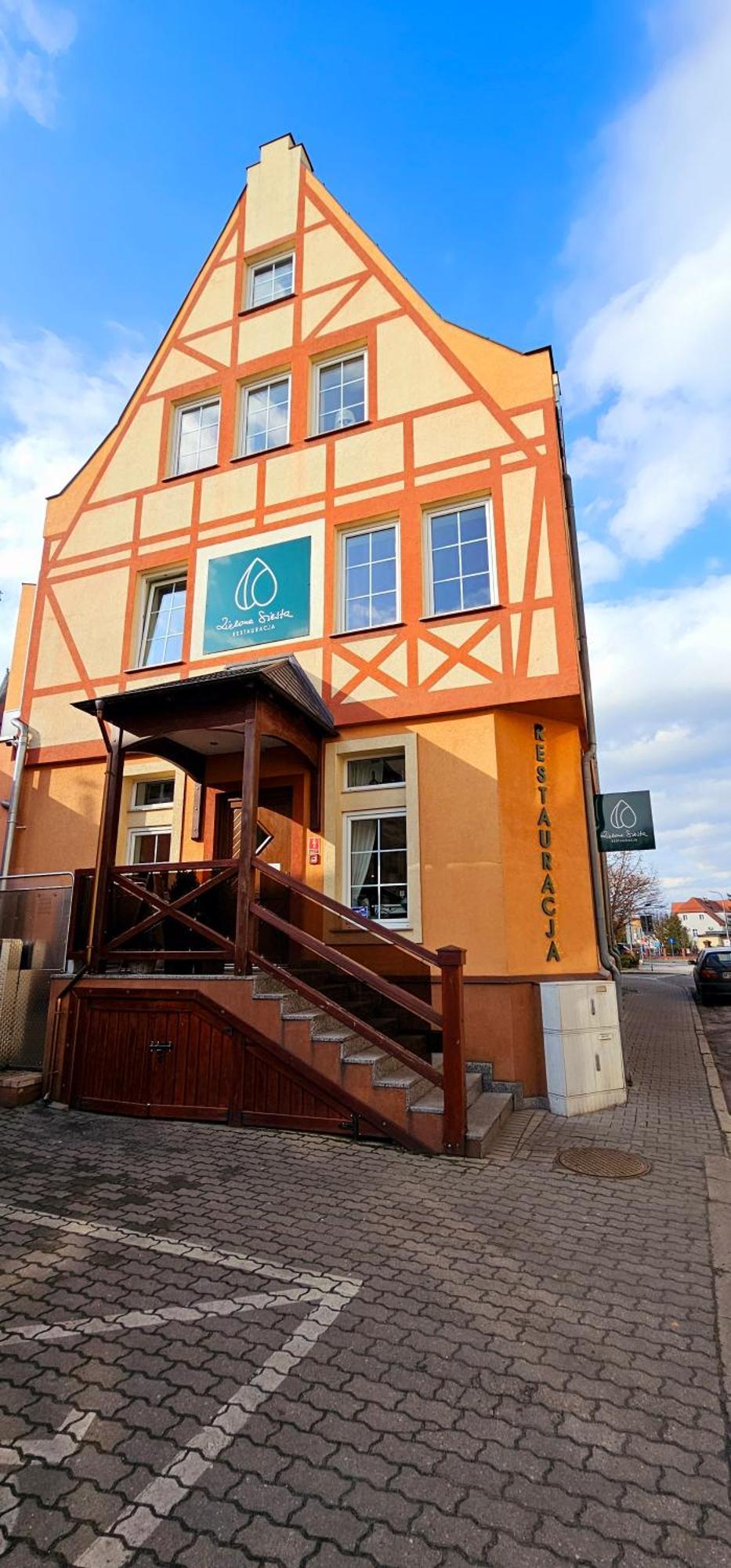 Hotel Siesta Świebodzin Buitenkant foto